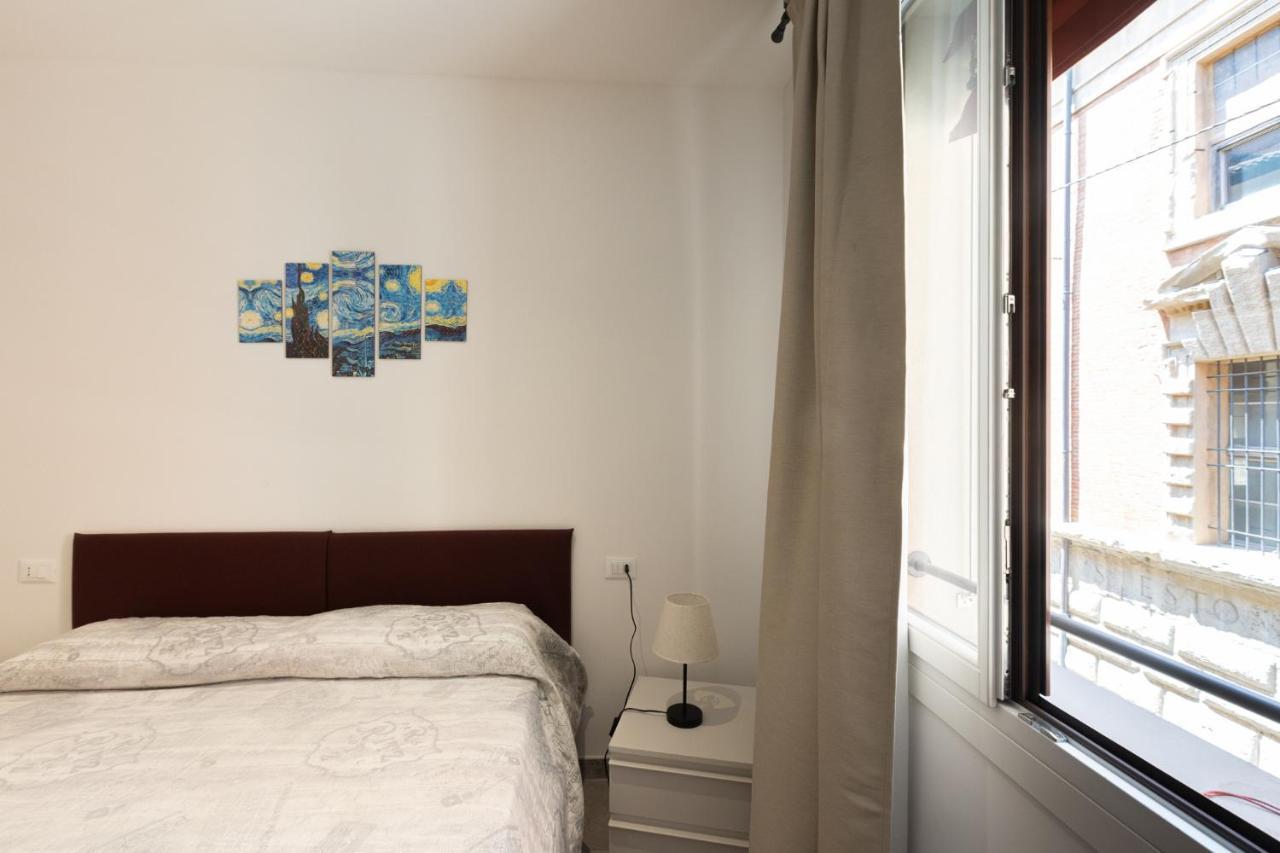 Goito 4, Bologna By Short Holidays Ngoại thất bức ảnh